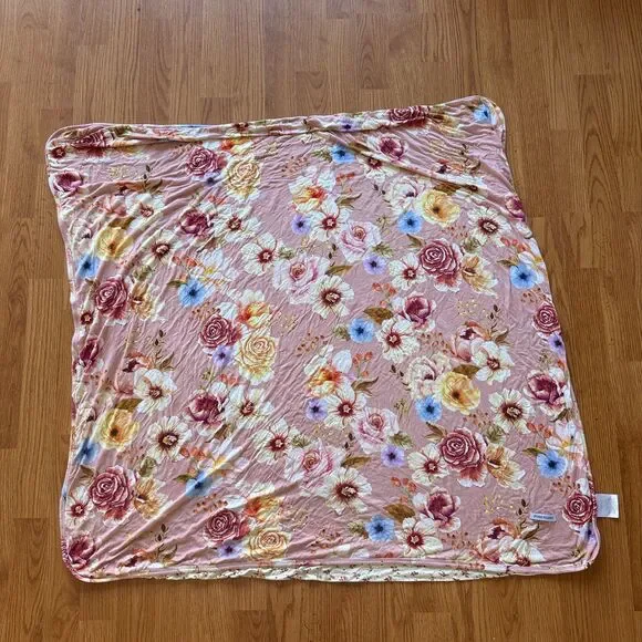 Posh Peanut Floral Blanket - Picture 1 of 5